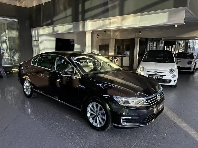 Używany VW Passat GTE 218 KM (160 kW) 2017 Czarny Sedan/Limuzyna