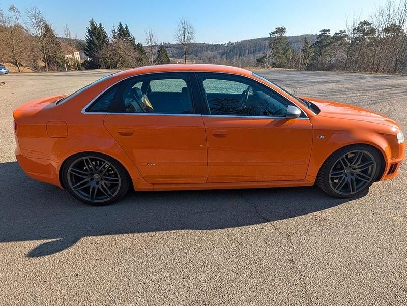 Gebraucht Audi RS4 Sport 420 PS (308 kW) 2007 Orange Limousine