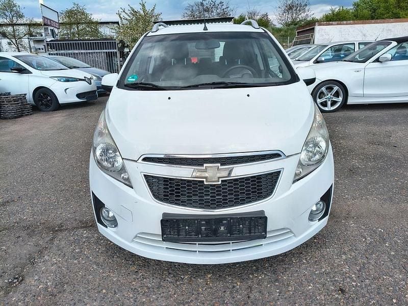 Usado Chevrolet Spark LT 82 CV (60 kW) 2011 Blanco Utilitario