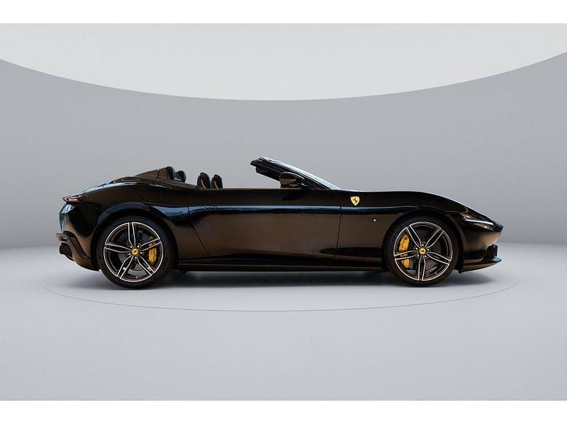 Gebraucht Ferrari Roma 620 PS (456 kW) 2024 Schwarz Cabrio