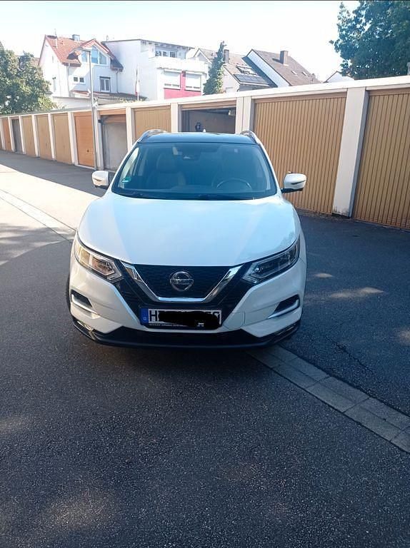 Weiß Gebraucht 2019 Nissan Qashqai Tekna SUV | 16.850 € (Guter Preis) - Bild 1/4
