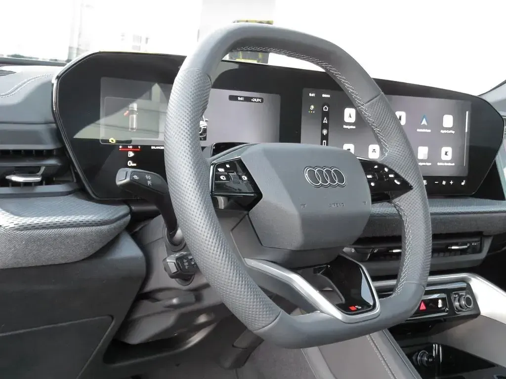 Neu Audi Q5 Sportback Sport 204 PS (150 kW) 2026 Grau SUV