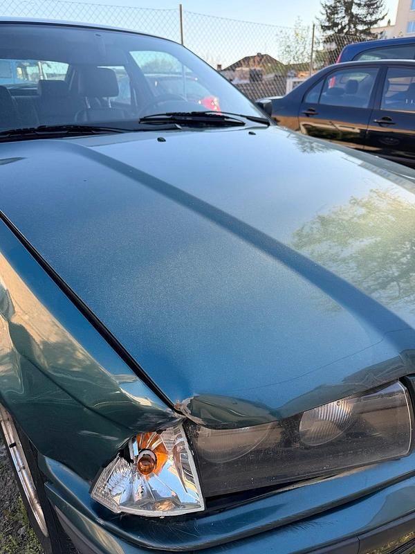 Second-hand BMW 316 1998 Verde Berlinǎ