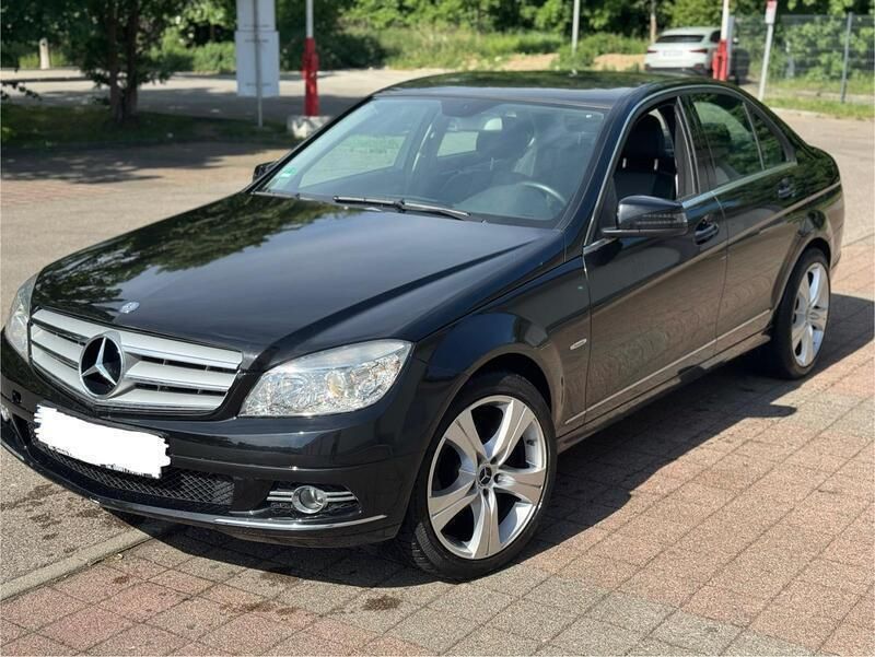 Schwarz Gebraucht 2009 Mercedes C200 Avantgarde Limousine | 6.300 € (Superpreis) - Bild 1/4