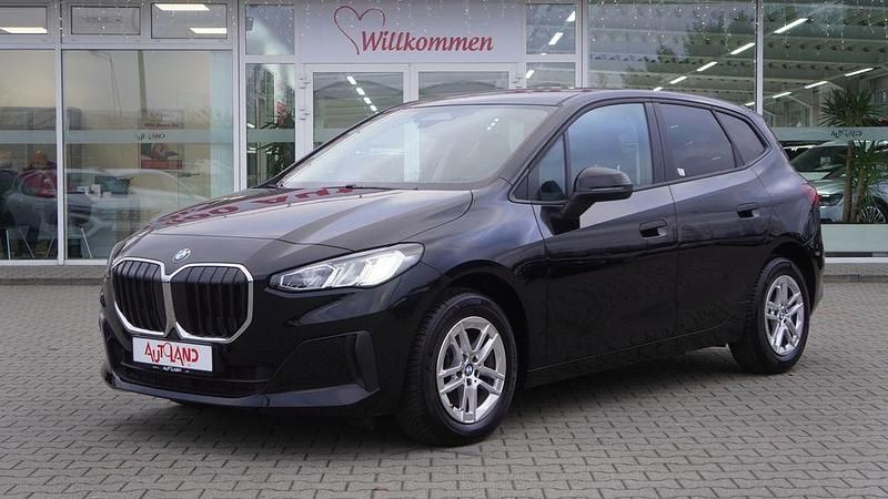 Gebraucht BMW 218 Active Tourer 136 PS (100 kW) 2022 Schwarz Van / Kleinbus