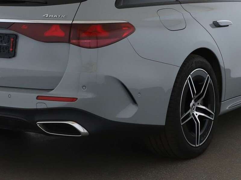 Gebraucht Mercedes E300 AMG Line Premium Plus 313 PS (230 kW) 2024 Alpingrauunilack Kombi