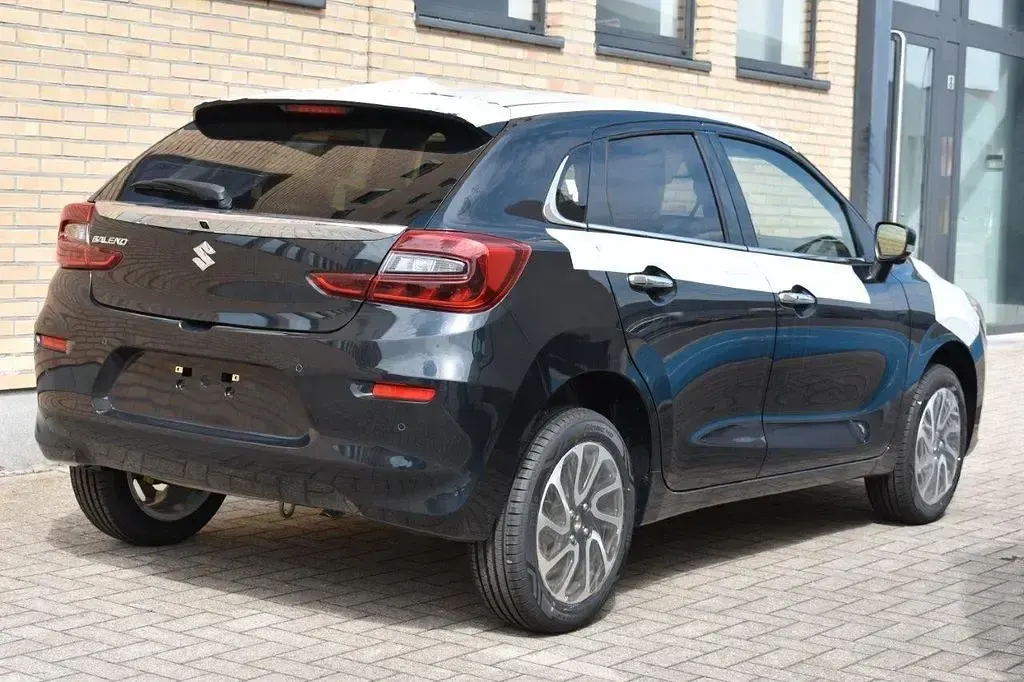 Neu Suzuki Baleno 103 PS (75 kW) 2026 Schwarz Limousine