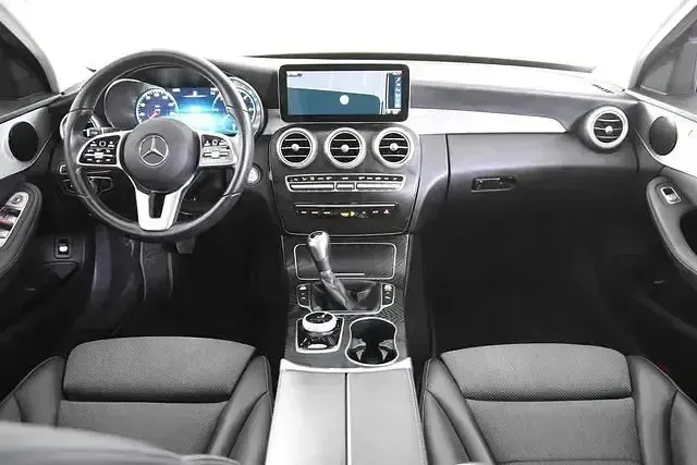 Gebraucht Mercedes C180 122 PS (89 kW) 2021 Grau Kombi