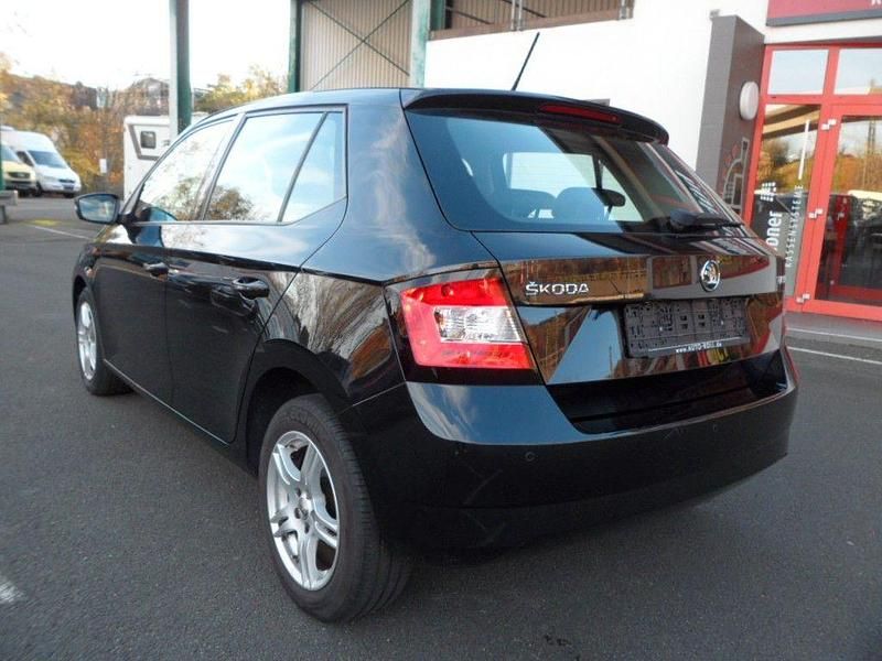 Gebraucht Skoda Fabia Ambition 95 PS (69 kW) 2017 Schwarz Limousine