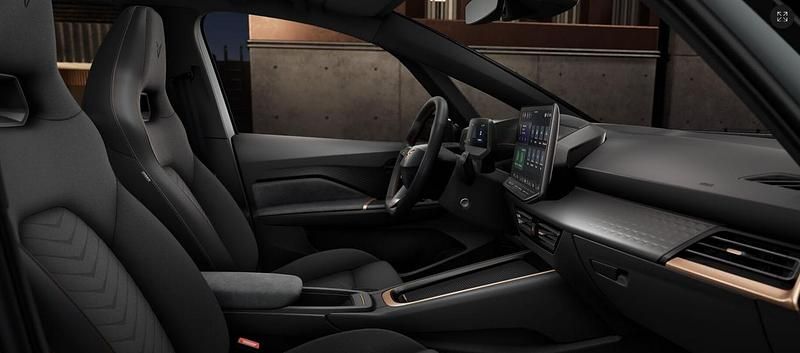 Neu Cupra Born Basis 150 kW (204 PS) 2025 Kleinwagen