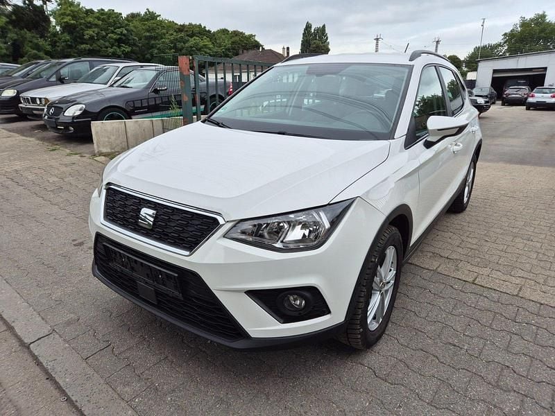 Weiß Gebraucht 2019 Seat Arona Style SUV | 8.999 € (Guter Preis) - Bild 1/4