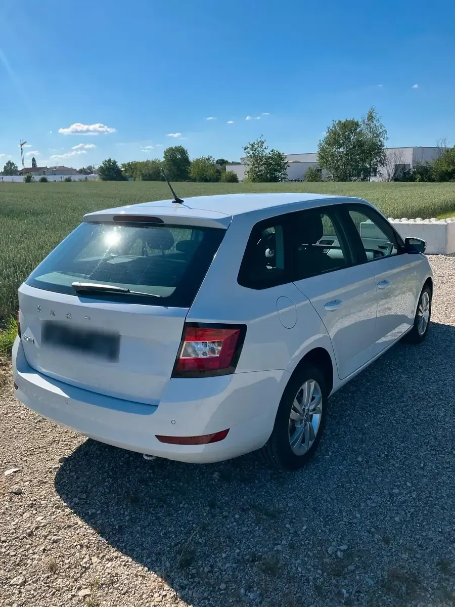 Gebraucht Skoda Fabia 95 PS (69 kW) 2021 Weiß Kleinwagen