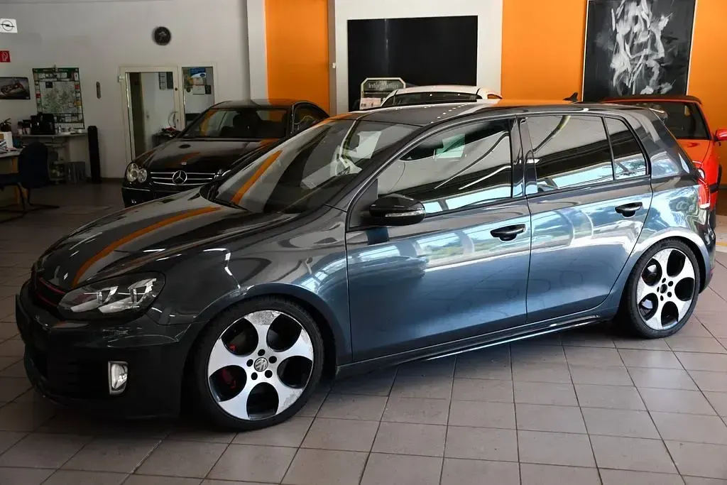 Gebraucht VW Golf VI GTI 211 PS (155 kW) 2011 Grau Limousine