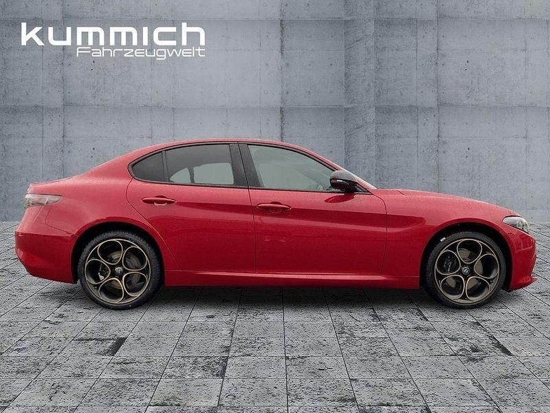 Neu Alfa Romeo Giulia 280 PS (205 kW) 2026 Rot Limousine