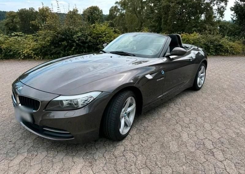 Gebraucht BMW Z4 204 PS (150 kW) 2010 Braun Cabrio