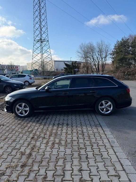 Gebraucht Audi A6 Ambiente 218 PS (160 kW) 2015 Schwarz Kombi