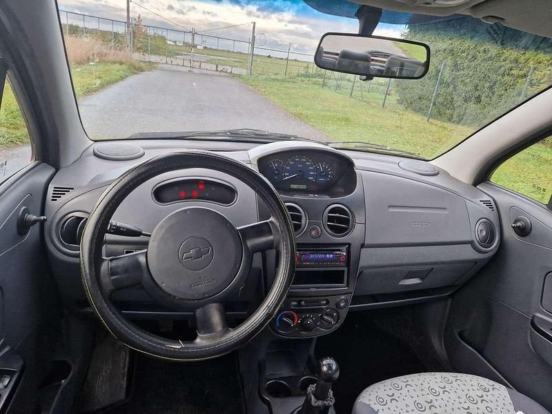 Gebraucht Chevrolet Matiz 52 PS (38 kW) 2009 Rot Kleinwagen