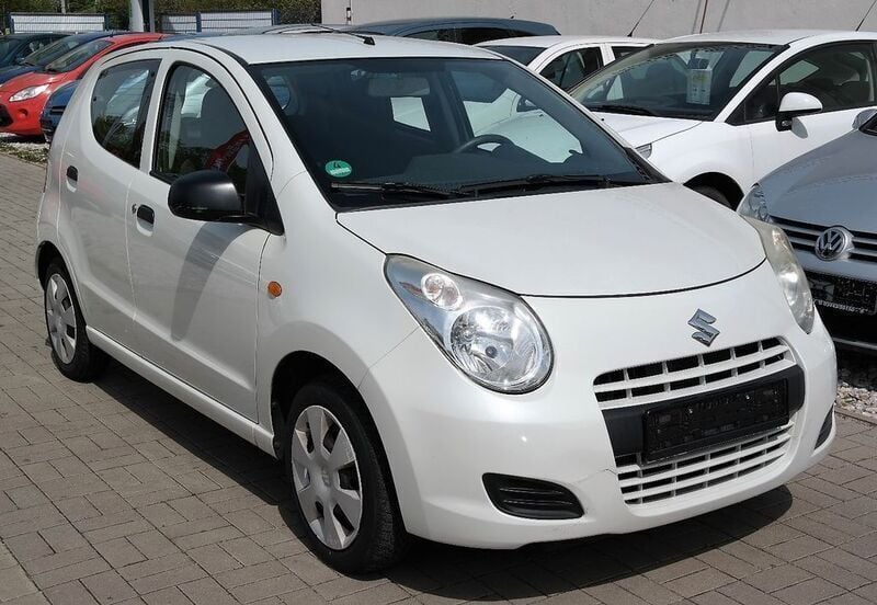 Weiß Gebraucht 2011 Suzuki Alto Basic Kleinwagen | 4.990 € (Teuer) - Bild 1/4