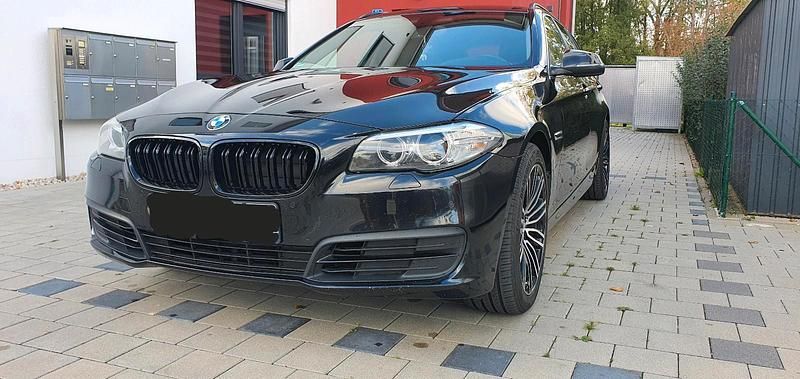 Gebraucht BMW 530 258 PS (189 kW) 2014 Schwarz Kombi