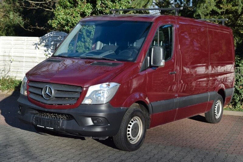 Rot Gebraucht 2017 Mercedes Sprinter Van | 11.999 € (Superpreis) - Bild 1/4