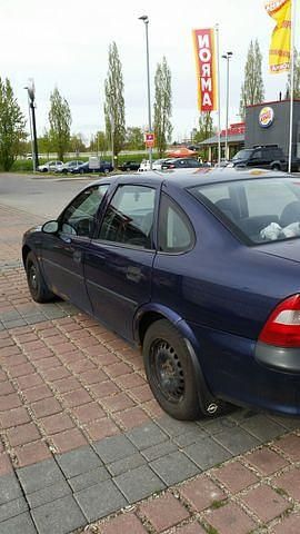Gebraucht Opel Vectra 137 PS (100 kW) 1998 Blau metallic Limousine