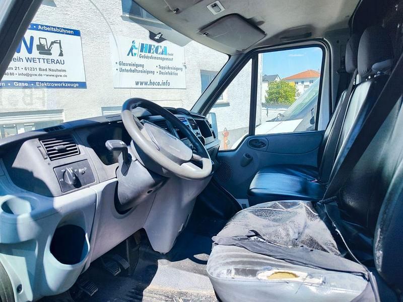 Gebraucht Ford Transit 84 PS (61 kW) 2010 Grau Limousine