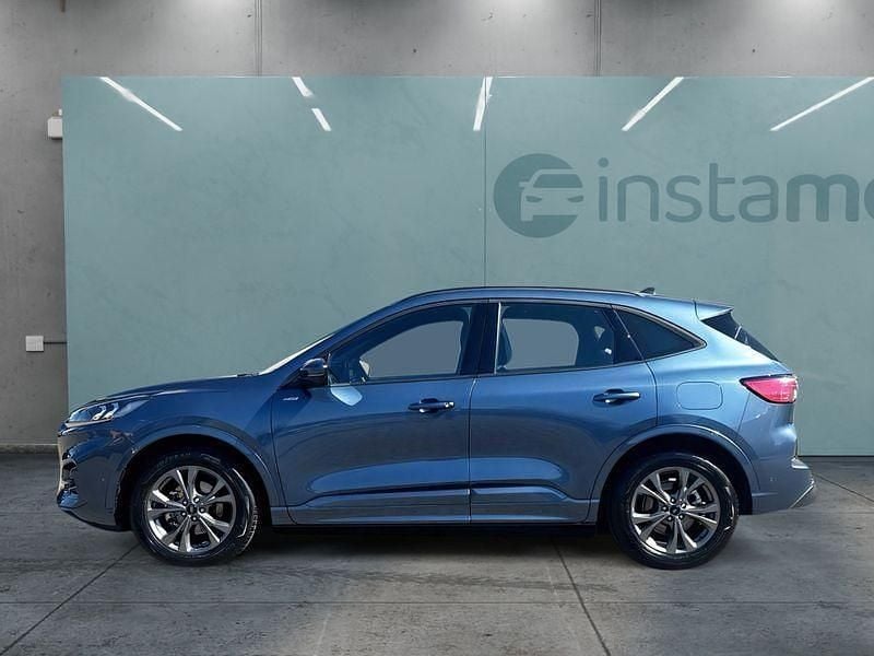 Gebraucht Ford Kuga 151 PS (111 kW) 2024 Blau SUV