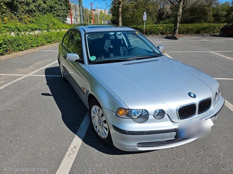 Second-hand BMW 318 143 CP (105 kW) 2002 Argintiu Coupe