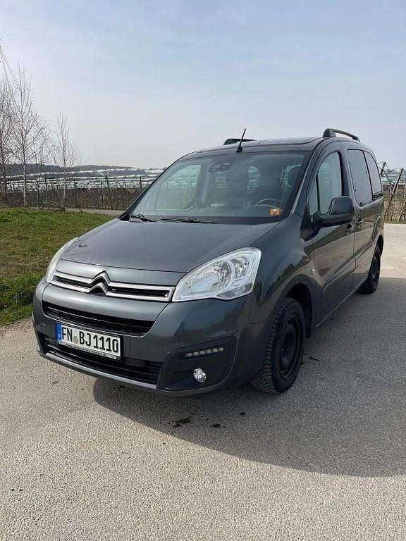Gebraucht Citroën Berlingo 99 PS (72 kW) 2018 Grau Van / Kleinbus