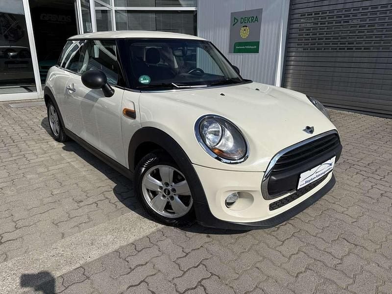 Gebraucht Mini ONE 75 PS (55 kW) 2015 Pepper white Kleinwagen