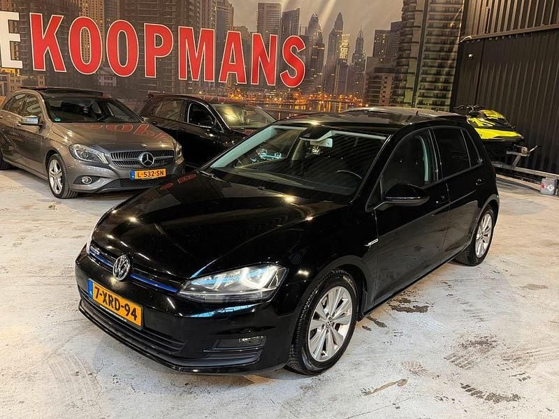 Gebraucht VW Golf VII 110 PS (80 kW) 2014 Schwarz Limousine