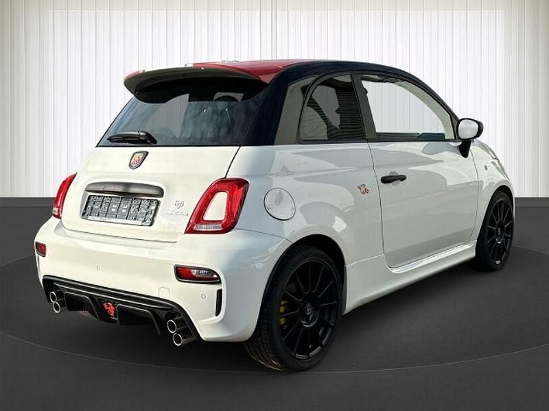 Gebraucht Abarth 695 180 PS (132 kW) 2024 Weiß Kleinwagen