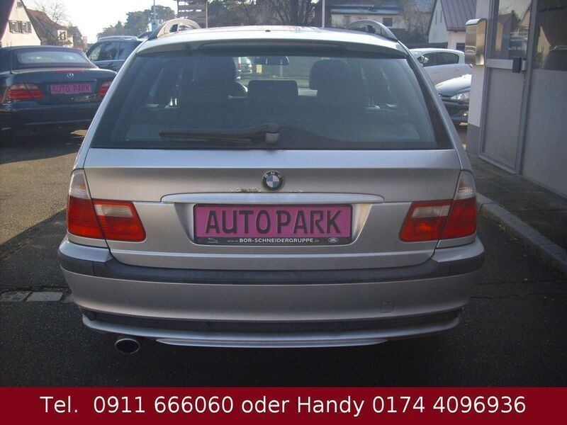 Gebraucht BMW 318 Lifestyle 143 PS (105 kW) 2004 Silber Kombi