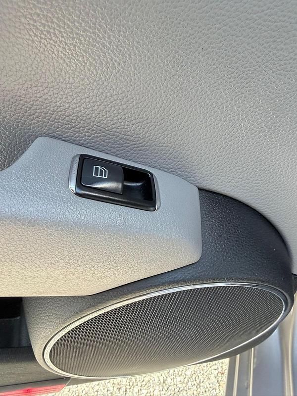 Gebraucht Mercedes C220 170 PS (125 kW) 2007 Grau Limousine