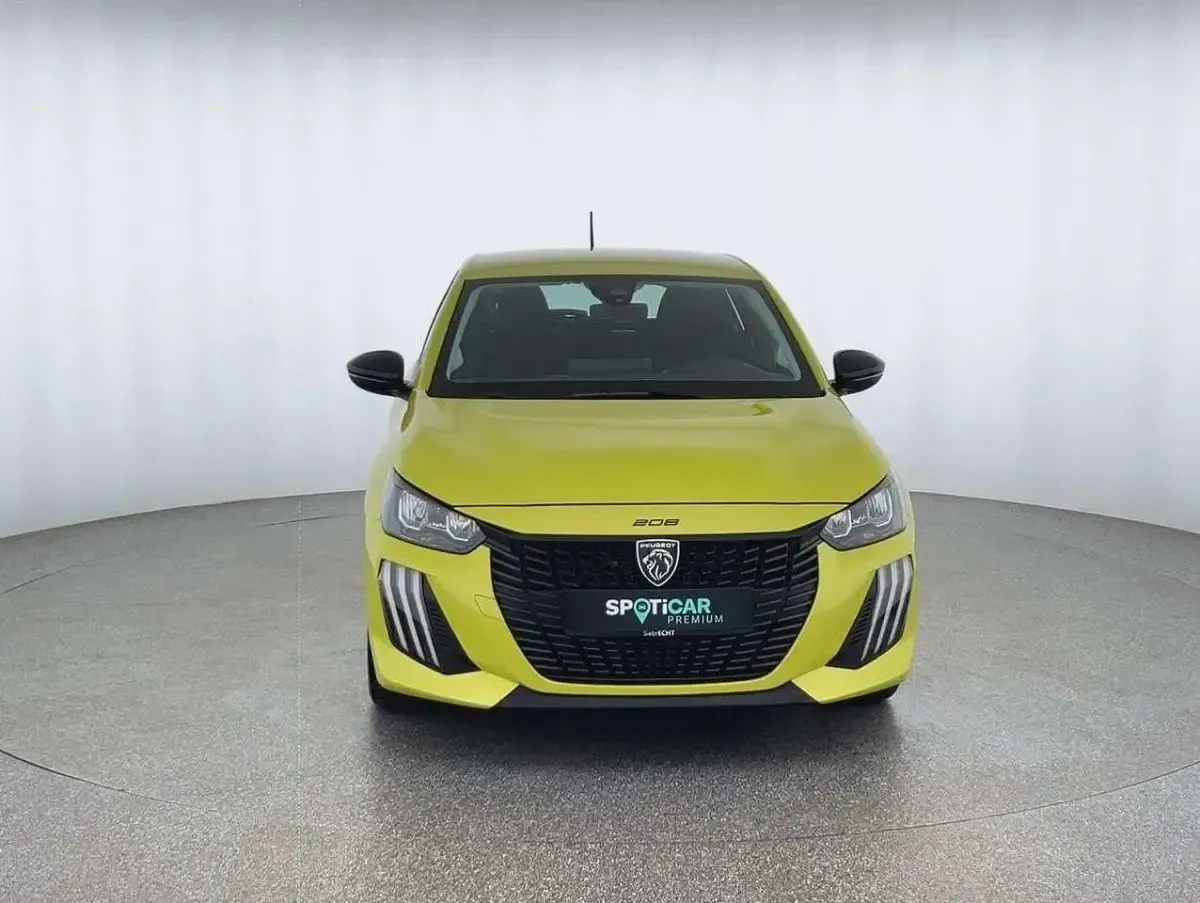 Gebraucht Peugeot 208 Active 75 PS (55 kW) 2024 Gelb Kleinwagen