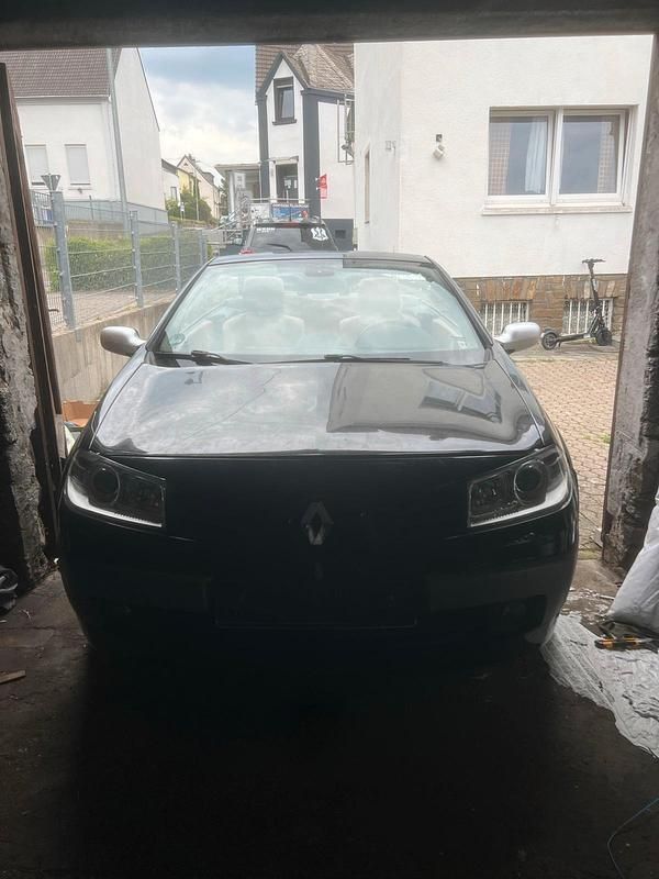 Andere farben Gebraucht 2006 Renault Mégane Cabriolet Cabrio | 1.750 € (Guter Preis) - Bild 1/4