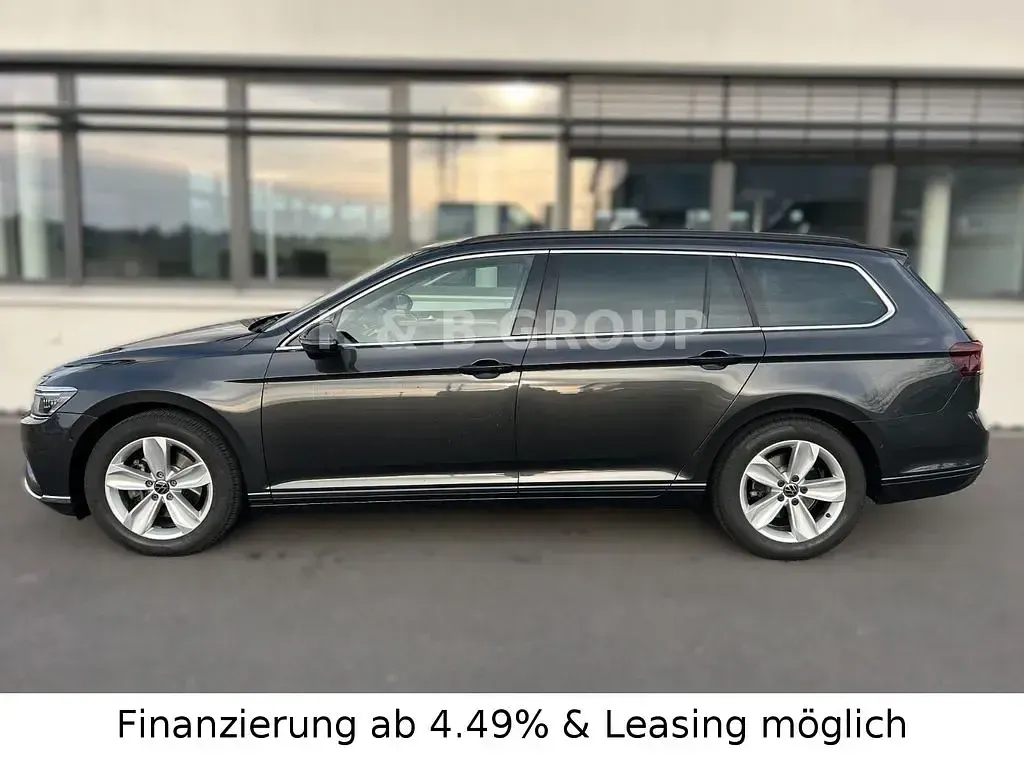 Gebraucht VW Passat Business 200 PS (147 kW) 2024 Grau Kombi