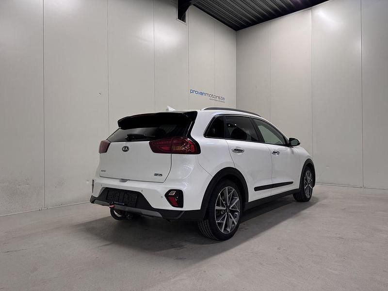 Używany Kia Niro 105 KM (77 kW) 2020 Biały SUV