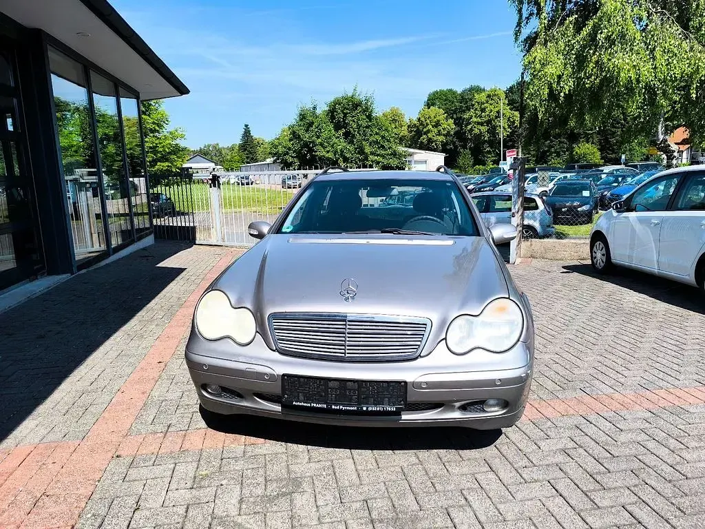 Gebraucht Mercedes C180 143 PS (105 kW) 2003 Silber Kombi