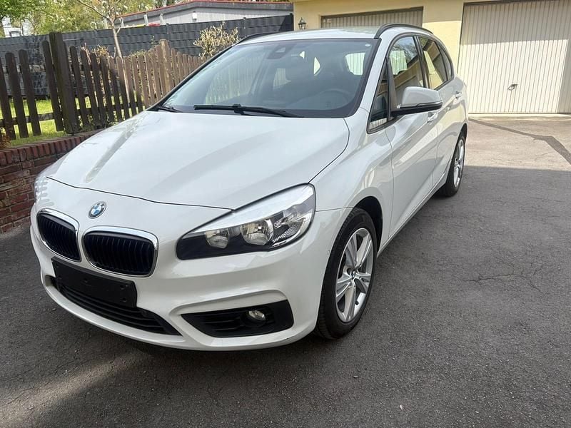 Gebraucht BMW 218 136 PS (100 kW) 2017 Weiß Kombi