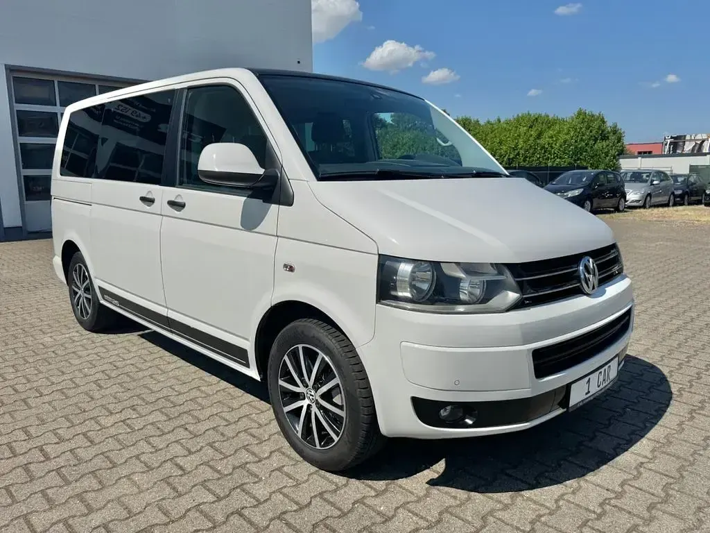 Gebraucht VW Multivan Edition 179 PS (131 kW) 2015 Weiß Van / Kleinbus