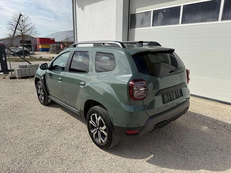 Gebraucht Dacia Duster Journey 150 PS (110 kW) 2023 Grün SUV