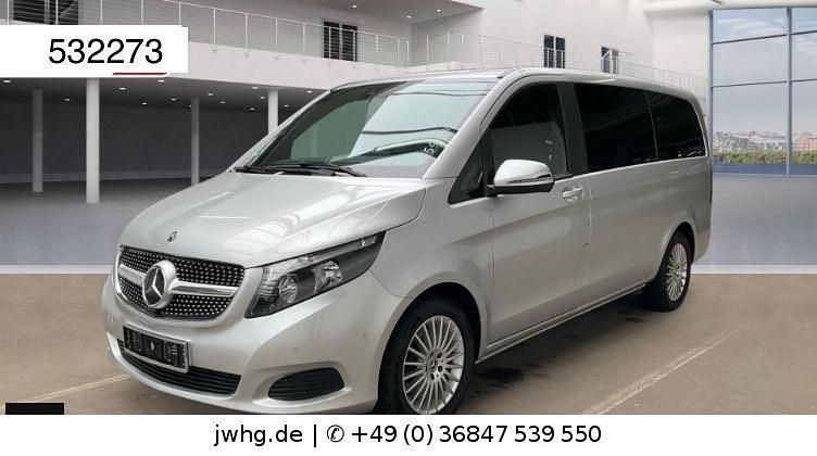Silber Gebraucht 2019 Mercedes V220 Edition Van / Kleinbus | 36.950 € (Superpreis) - Bild 1/4