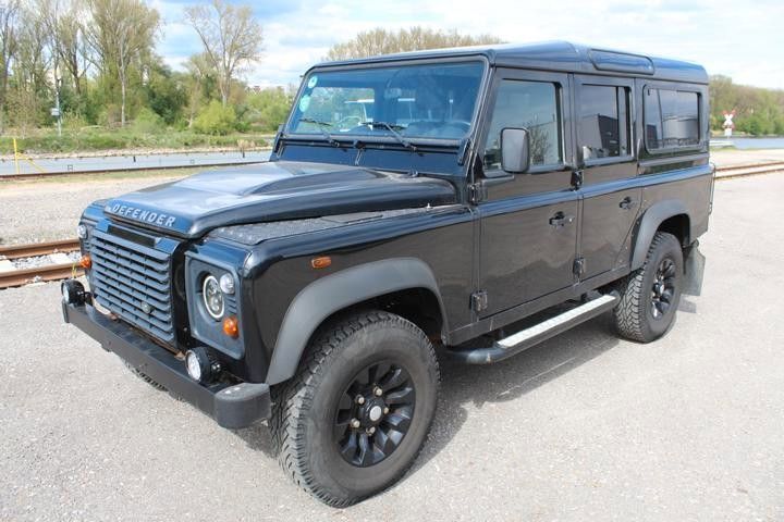 Schwarz Gebraucht 2015 Land Rover Defender SUV | 54.900 € (Fairer Preis) - Bild 1/4