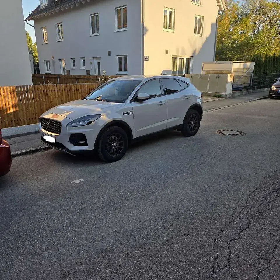 Usata Jaguar E-Pace 163 CV (119 kW) 2022 SUV
