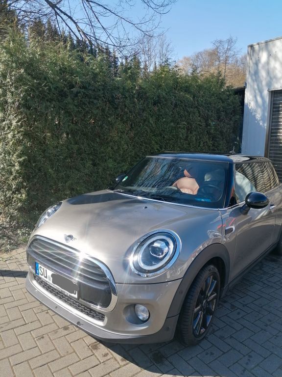 Silber Gebraucht 2019 Mini Cooper Kleinwagen | 14.500 € (Guter Preis) - Bild 1/4