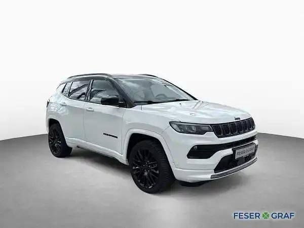 Gebraucht Jeep Compass 179 PS (131 kW) 2022 Weiß SUV