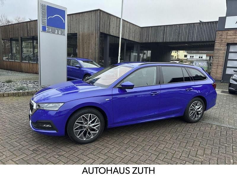 Gebraucht Skoda Octavia Tour 150 PS (110 kW) 2022 Blau Kombi