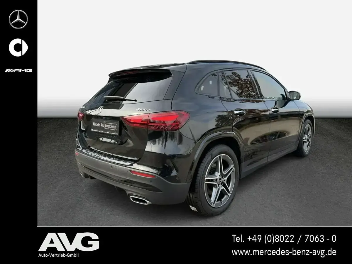 Gebraucht Mercedes GLA220 AMG line 190 PS (139 kW) 2024 Lack kosmosschwarz SUV