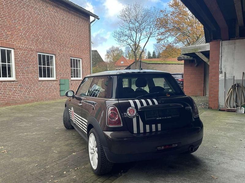 Gebraucht Mini Cooper 122 PS (89 kW) 2010 Kleinwagen